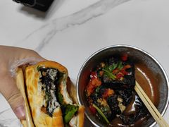 -自黑豆夫·臭豆腐夹馍(四海唐人街店)