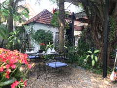 -La Villa French Restaurant
