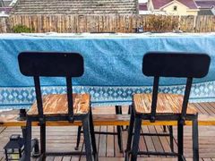 -小草屋轰趴馆别墅派对新场团建家庭聚会