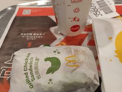 -麦当劳(轻轨曹杨路店)