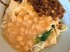 -阿依娘镇店豌杂面(三峡广场店)