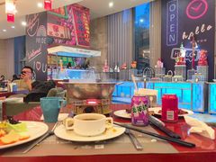 -元一希尔顿酒店·鲜切牛肉火锅禅自助餐厅