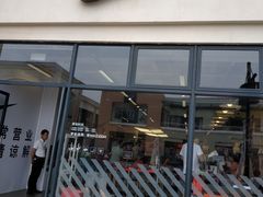 门面-NIKE上海青浦优选体验店