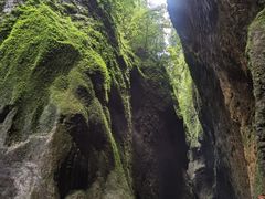 -龙水峡地缝景区
