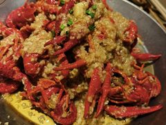 -巴厘龙虾·榜首油焖大虾(音乐学院·沿江酒馆店)