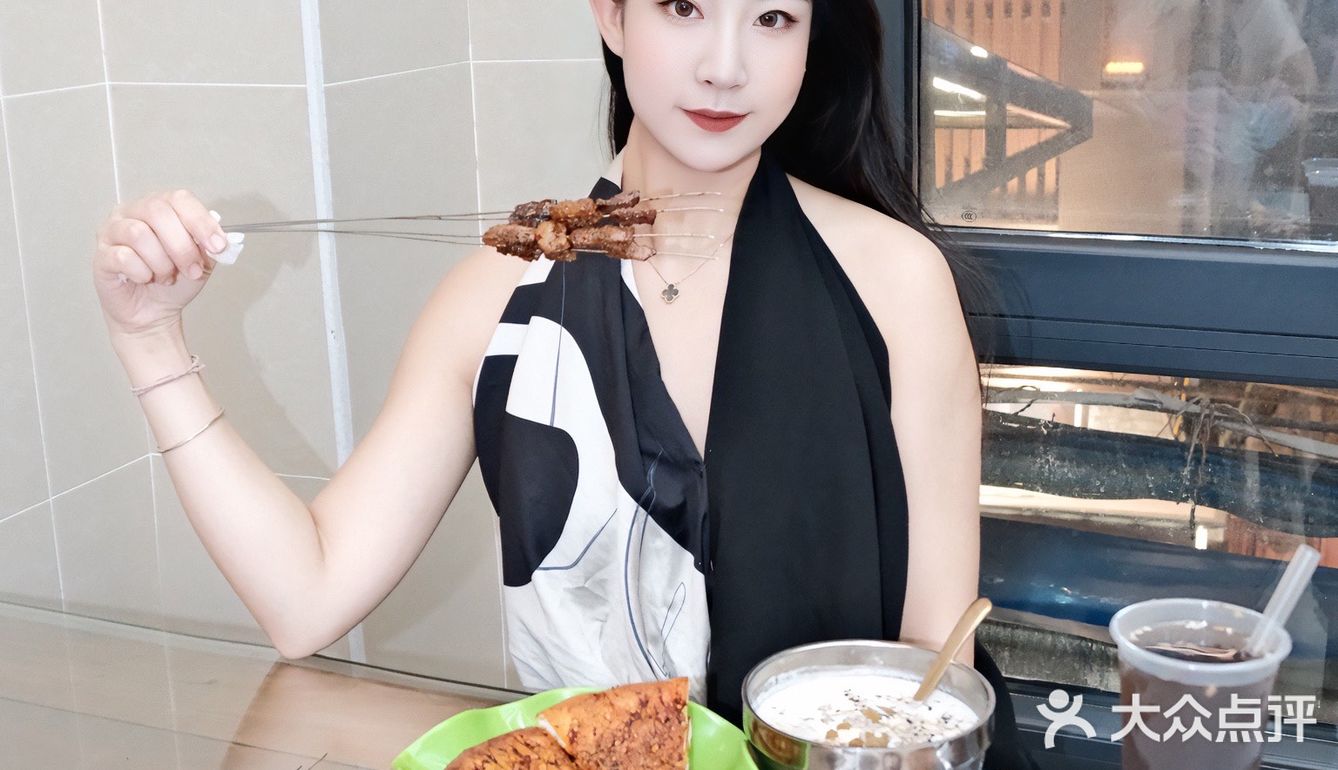 来自西安回民街上的清真美食烤肉店｜秦人集合