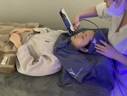 -YouYoung 幼颜·科技美肤中心