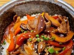 牛肉拌饭-明洞阿姨·韩式酱蟹烤肉·创意料理(三元桥店)