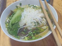 -越洋肖氏老米线(杨家坪店)