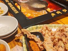 -老牌坊云南鱼豆花火锅(爱建店)