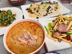 -彭记老妈蹄花(文化路店)
