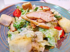 经典凯撒沙拉配鸡肉-DEEP·美式餐吧(五棵松华熙LIVE店)