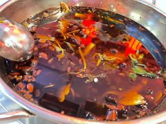 特色红油锅-川道拐耗儿鱼(置信路店)