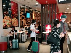 -麦当劳(汉口火车站候车室店)
