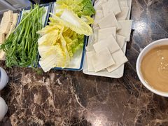-灶知轩湘西石锅鱼(万佳广场店)