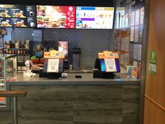 -汉堡王(西铁营万达店)