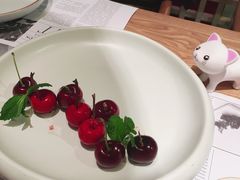 樱桃鹅肝-小大董·烤鸭(凤凰汇店)