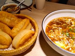 小油条配酸辣汤-味莊·青岛菜(云霄路店)