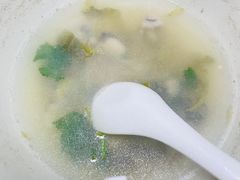 蚝仔酸菜汤-阿八蚝仔烙(福宁店)