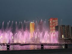 -东港音乐喷泉广场
