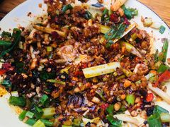 -拈签一笑黄牛肉辣卤串串