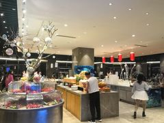 自助取餐区-武汉世茂希尔顿酒店·汇·全日餐厅