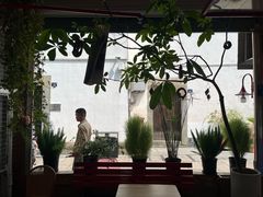 -Metal hands·铁手咖啡