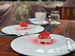 草莓冰层茉莉花冰淇淋薄荷叶-三嚥阁 La Villa Restaurant