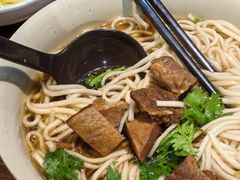 -李先生牛肉面大王(济南火车站候车室店)