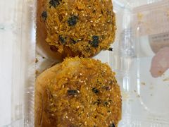 叉烧肉松面包-白玉兰食品(中山公园龙之梦店)