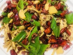 麻辣爆鱼肚-范家大院(华为店)