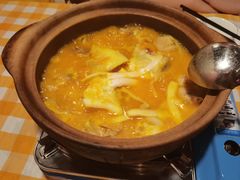 -龙巢盱眙龙虾·鸡煲·烧烤宵夜(坪洲店)