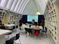 -钟书阁(松江泰晤士小镇店)