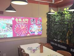-海盗船. 龙虾烧烤. 酒馆