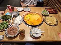 -洱火云南酸菜牛肉火锅(石景山当代商城店)