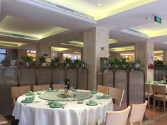 -锦粤宫·融合粤菜(上海金沙江店)