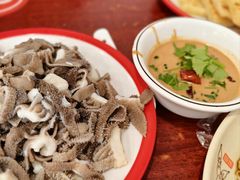 -聚首堂·特色小吃·肘子(什刹海德胜门店)