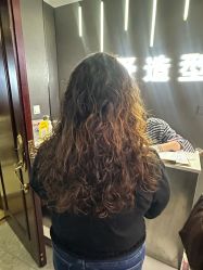 -藤野造型烫发染发