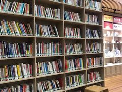 -阅读家(南海天河城店)