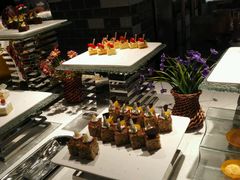 -怡人怡口牛排海鲜自助(飞龙大厦店)