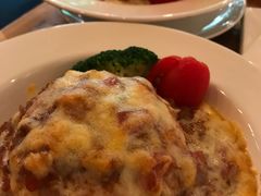 免治牛肉番茄芝士焗饭-西关84·History·Art·Cafe