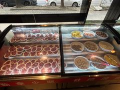 -牛满溢·自助潮汕鲜牛肉火锅(龙汇路店)