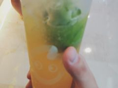 -CoCo都可(湖滨银泰店B区店)