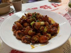 -肥肥虾庄·金牌油焖大虾(汉口城市广场店)