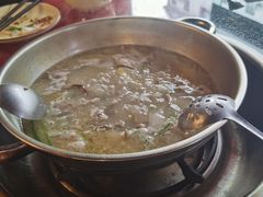 -老石黑山羊毛驴肉火锅(金凯广场店)