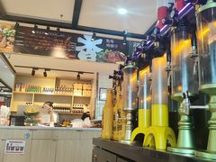 -华府九号海鲜烧烤大排档(龙域店)