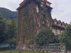 -梦娜斯庄园