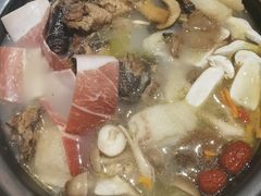 -野菌皇海景野生菌火锅(滨海大道店)