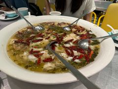 -姚姚酸菜鱼·金戈戈香港豉油鸡(喜荟城联名店)