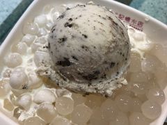 雪糕明珠-松记糖水店(铜锣湾分店)